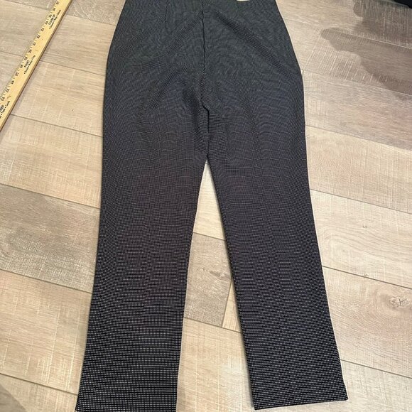 Chicos Womens Black & White Geometric Slim Ankle Pants Size 1 US 8 - Picture 8 of 8